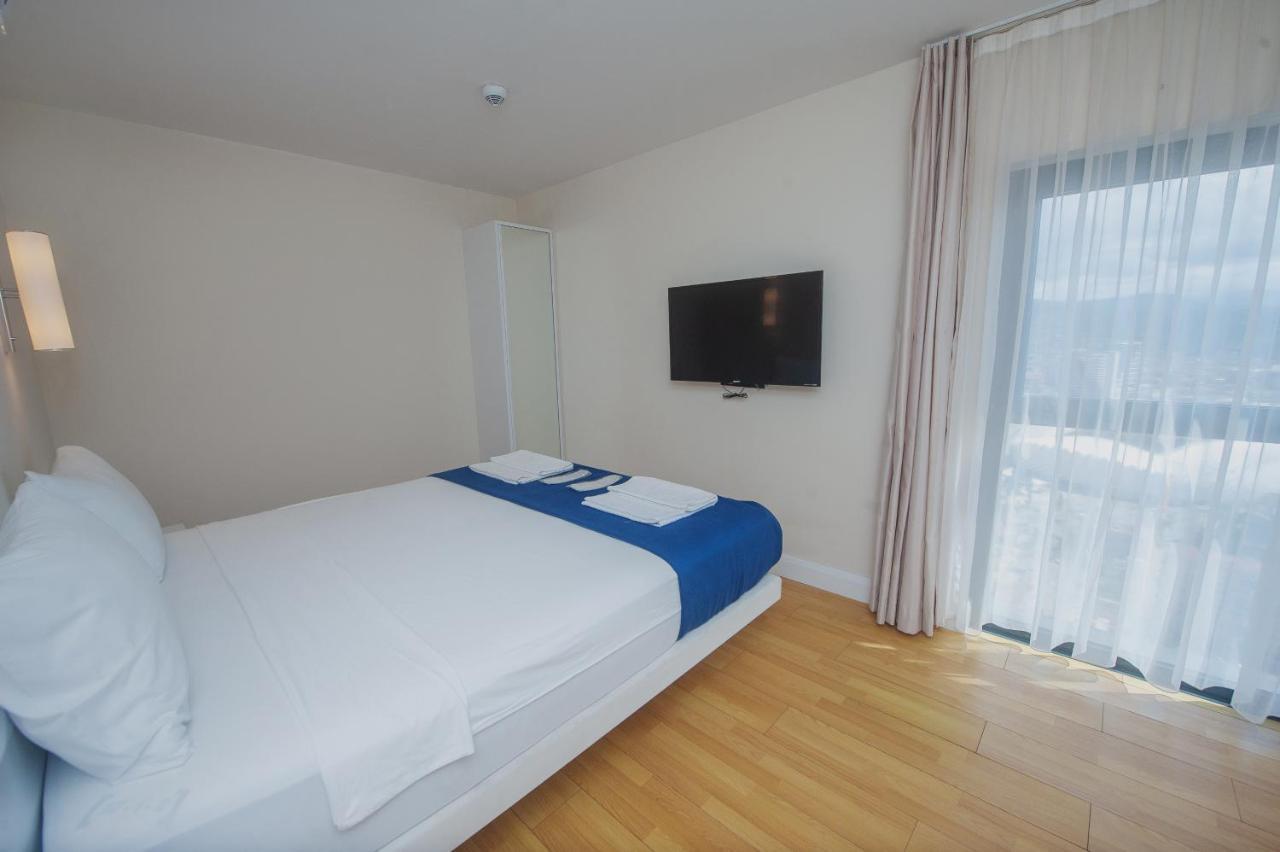 Orbi City Towers Batumi Exterior photo