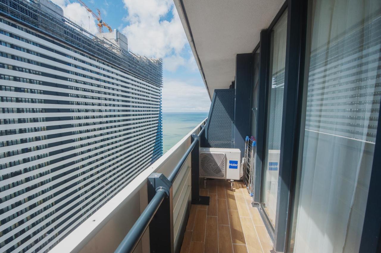 Orbi City Towers Batumi Exterior photo