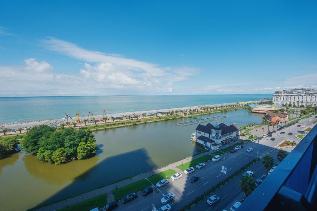 Orbi City Towers Batumi Exterior photo