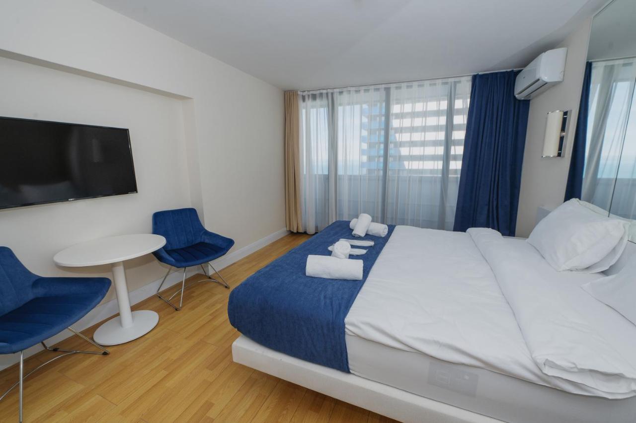 Orbi City Towers Batumi Exterior photo