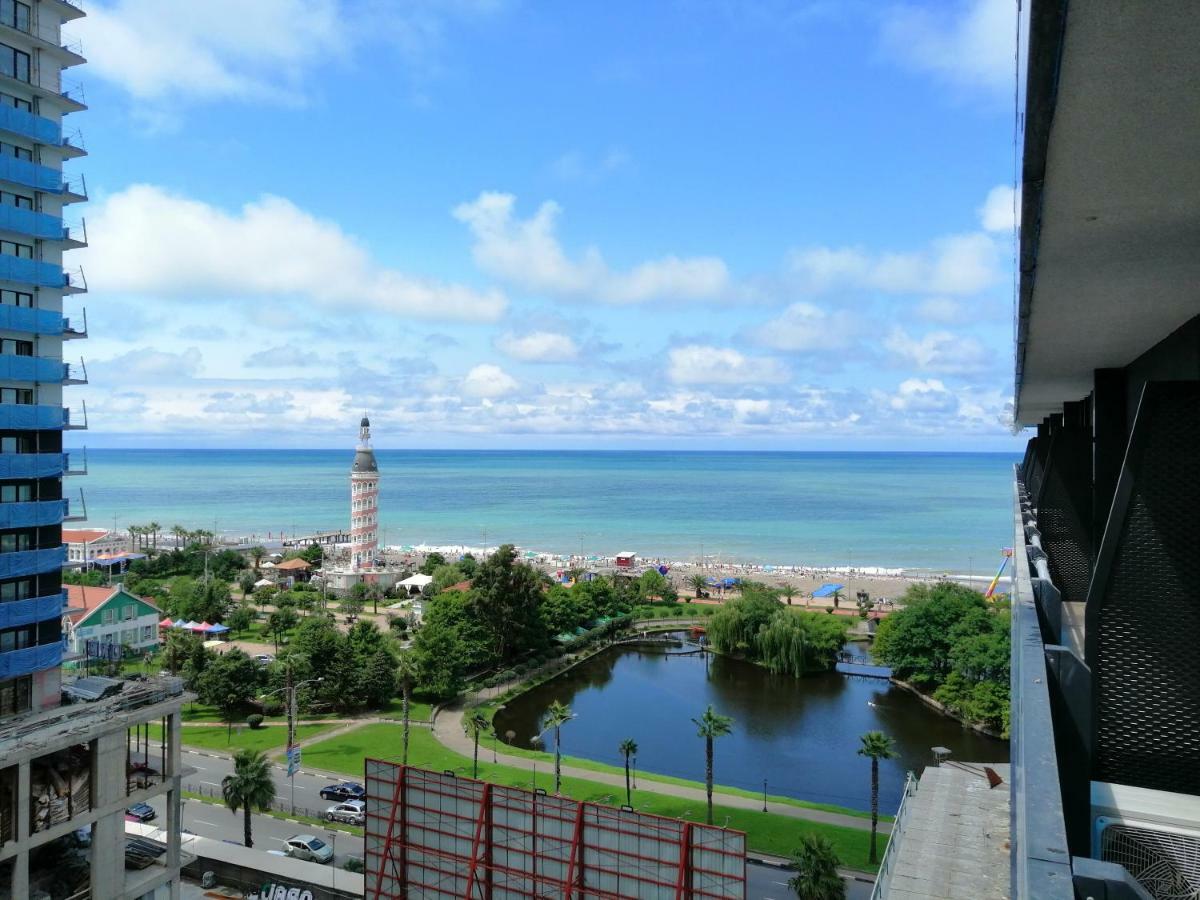 Orbi City Towers Batumi Exterior photo