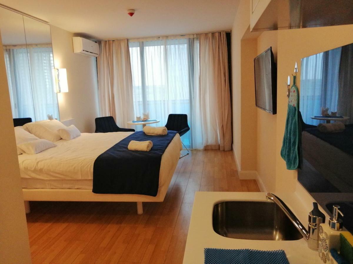 Orbi City Towers Batumi Exterior photo